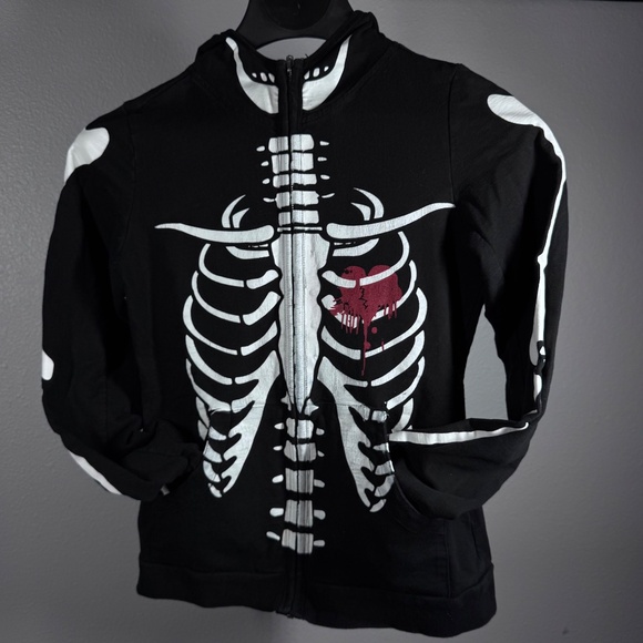 Medium Sweet Love Cotton Lightweight Full-Zip Hoodie – Skeleton Graphic Design - Picture 4 of 13